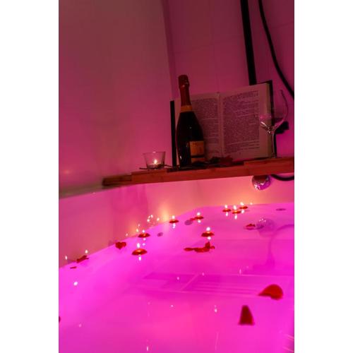 Apartament Leśny No 64 nad Zalewem JACUZZI, KOMINEK z Garażem w cenie