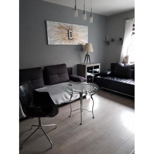 Apartament Mirror