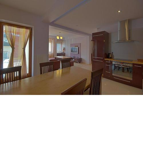 Apartament MONIA