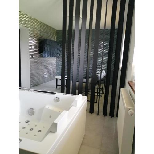 Apartament Monika Dziwnówek Wrzosowo z jacuzzi