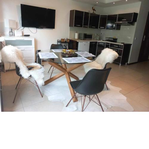 Apartament na Cyrhli z tarasem