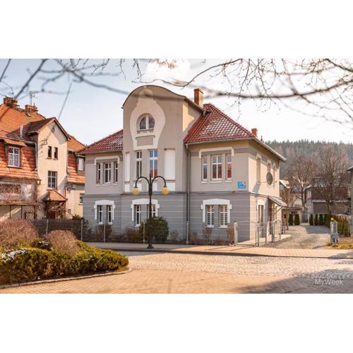 Apartament na deptaku, MyWeek