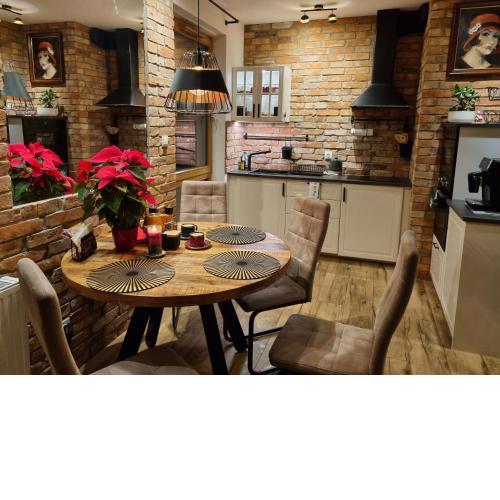 APARTAMENT nad MOTŁAWĄ LUŚKA