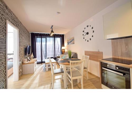 Apartament Oliwka z Prywatnym Miejscem Postojowym