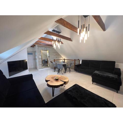 APARTAMENT PIEKOSZOWSKA Targi Domek Parking