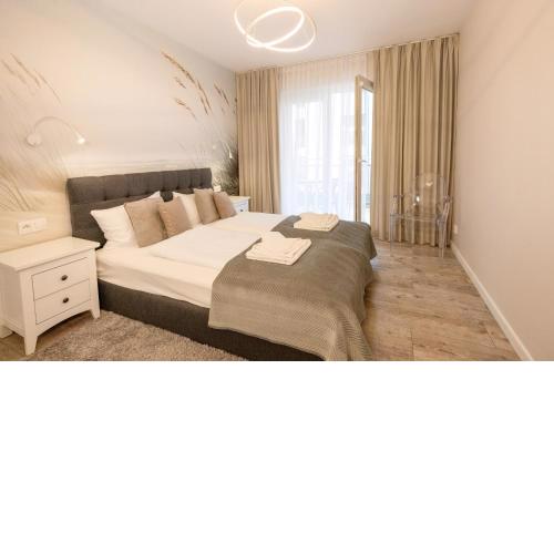 Apartament przy Latarni Morskiej z garażem
