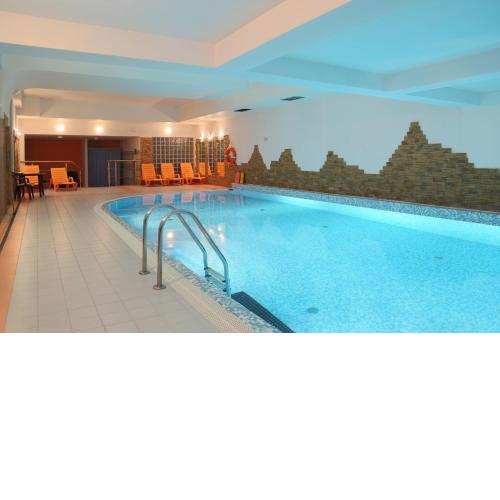 Apartament Radowid 15 w centrum z basenem