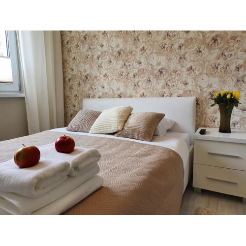 Apartament Różany CENTRUM MIELNA - 365PAM