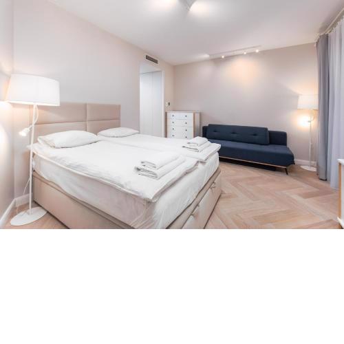 Apartament Solidarności by Your Freedom