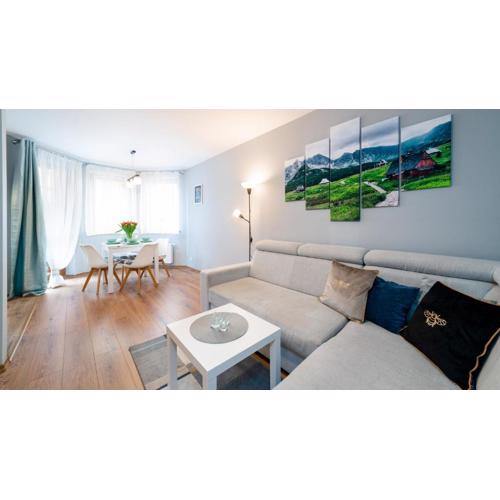 Apartament Szept Lasu - z prywatnym parkingiem - Space Apart