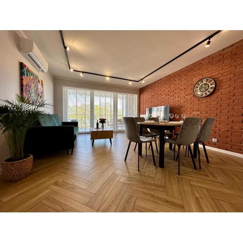 Apartament Ukiel No9 z prywatnym dostępem do jeziora i siłownią