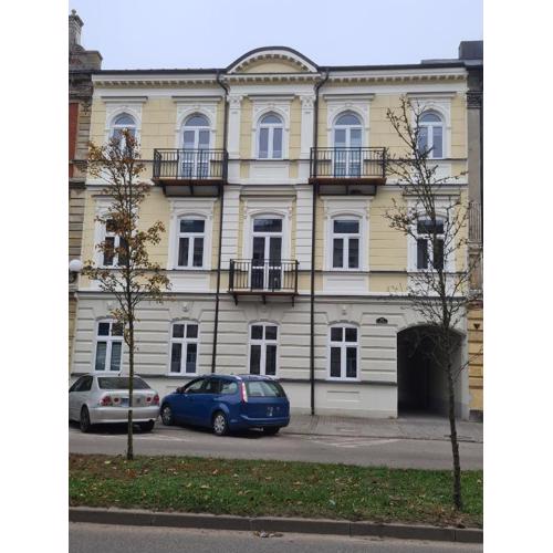 Apartament w Kamienicy 13