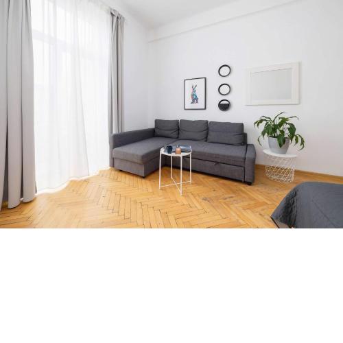 Apartament w Sercu Krakowa z Dwoma Sypialniami by Rent like home