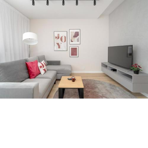 Apartament w Zielonej Okolicy Poznania z Parkingiem by Noclegi Renters