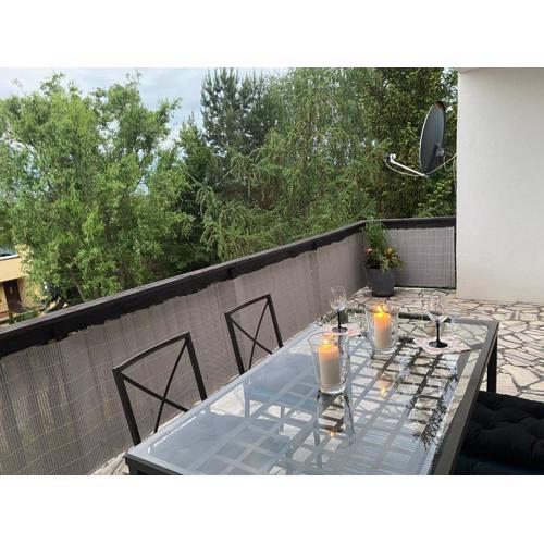 Apartament w ZIELONEJ OKOLICY z TARASEM