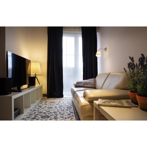 Apartament White