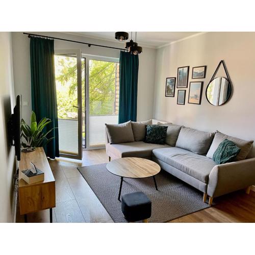 APARTAMENT WŚRÓD SOSEN