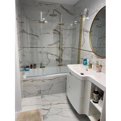 Apartament z tarasem i udogodnieniami