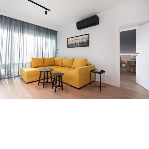 Apartament Żółta Sofa
