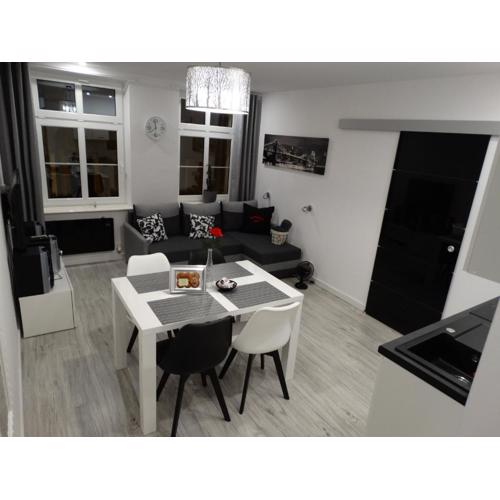 APARTAMENT \
