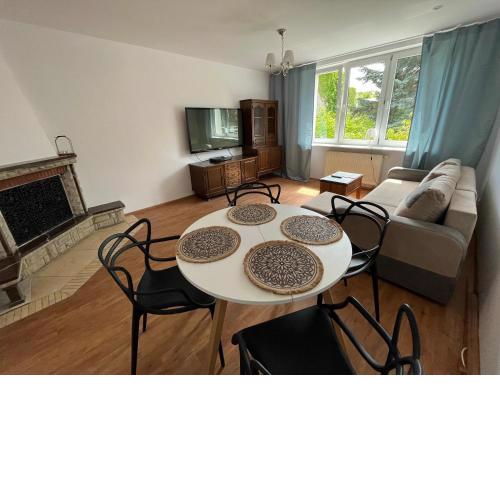 Apartamenty 2-pokojowe przy molo z balkonami