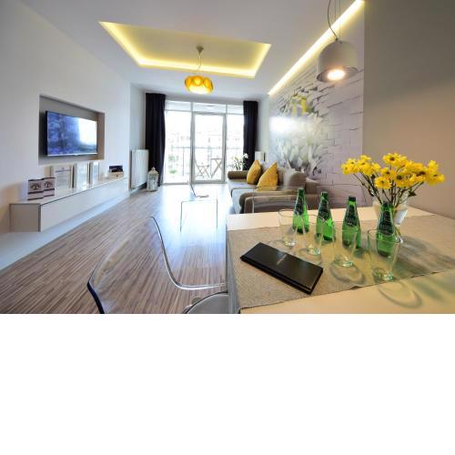 Apartamenty Homely Place Serce Poznania - Stary Rynek - Parking