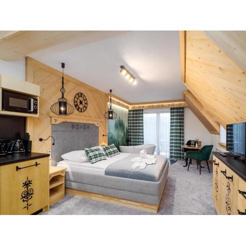 Apartamenty Małe Ciche z jacuzzi ogrodowym, widokiem na TATRY i SKY WALK
