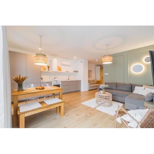 APARTAMENTY MIERZEJA - STEGNA PARK PREMIUM, 500 m od plaży