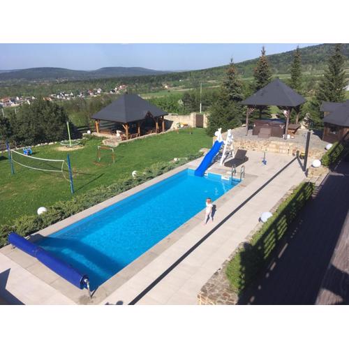 Apartamenty Pod Łysicą & SPA - przy stoku, basen, jacuzzi, sauna