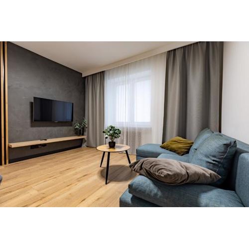 Apartamenty PREMIUM, Faktura VAT, Źródłowa CENTRUM PARTER GROUND FLOOR PARKING SUPER LOKALIZACJA TWO BEDROOMS KITCHEN 50 M2
