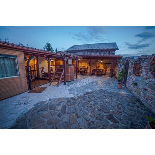 Apartamenty przy górskich rzekach