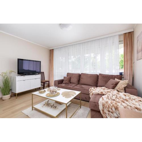Apartamenty przy Promenadzie Villa Mistral II by Noclegi Renters