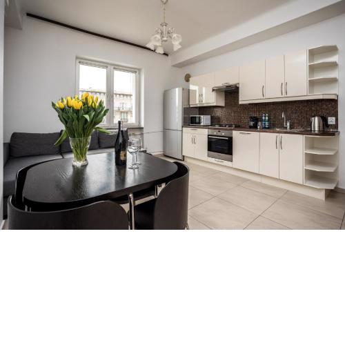 Apartamenty Wawa Centrum by Your Freedom