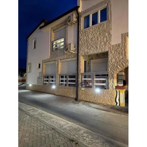 APARTMA ANNA