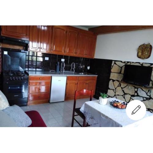Apartman 3, Savar, Dugi otok
