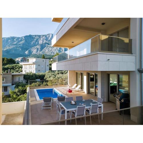 Apartman DeLux with private pool - Makarska Exklusiv