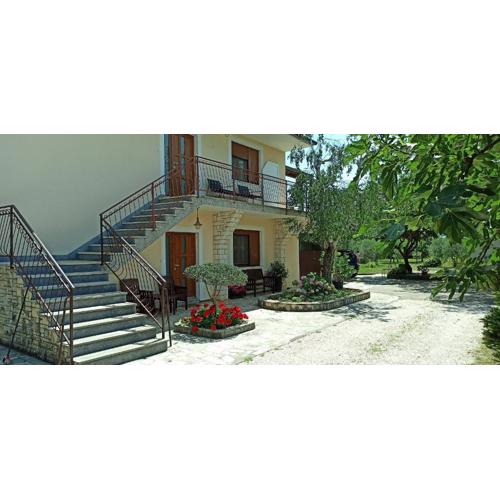 Apartman Lama