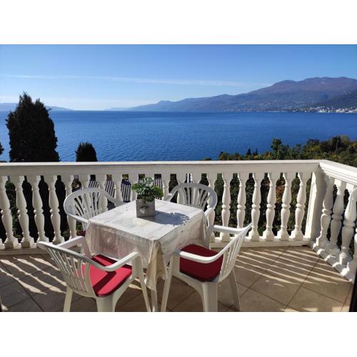 Apartman Lamia s pogledom na more