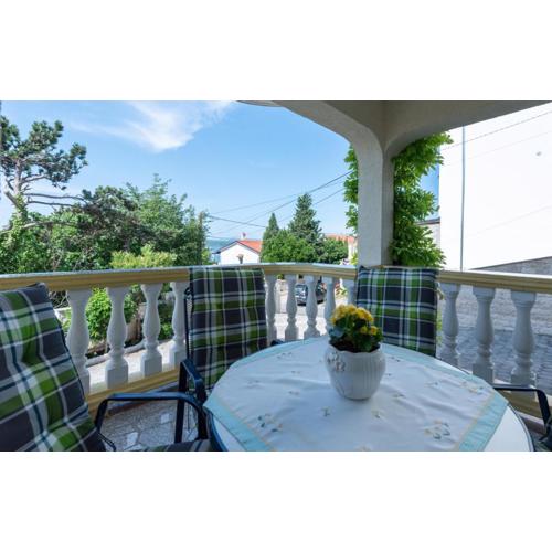 Apartman Lucija 1 by Villas Guide