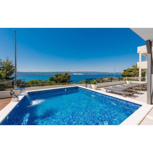 Apartman Mia 7 - Omis by Villas Guide