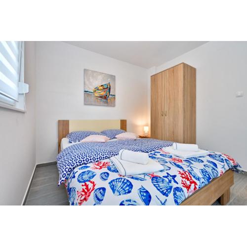 Apartman Michael / Novalja / Zrče
