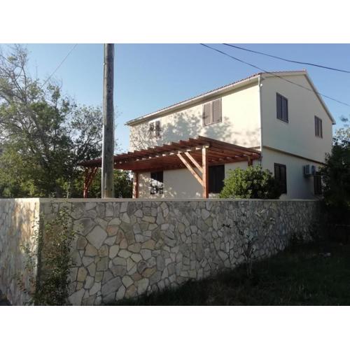 Apartman Mirna