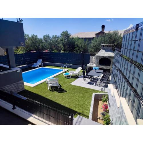 Apartman M&S s bazenom