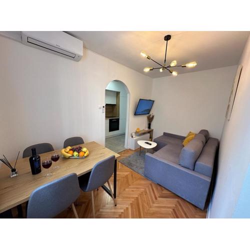 Apartman Nino Makarska-besplatan parking