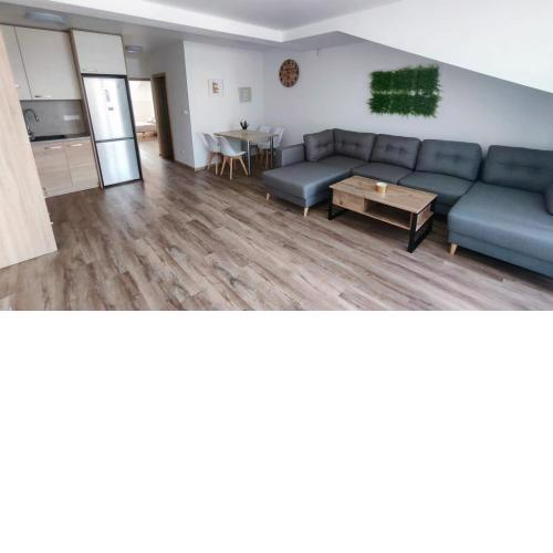 Apartmán Pivovarská 5 - 7 minutes from Schaeffler, Private Parking, Self Check-In, Business, Travellers
