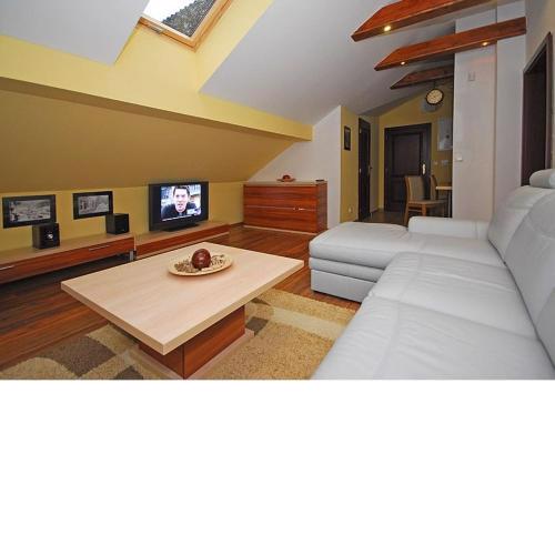 Apartmán pri jazere