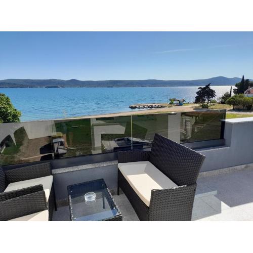 Apartman prvi red do mora