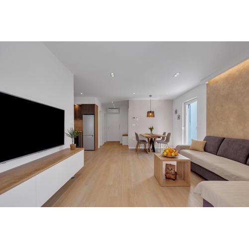 Apartman Roza, prekrasni novi apartman s parkingom