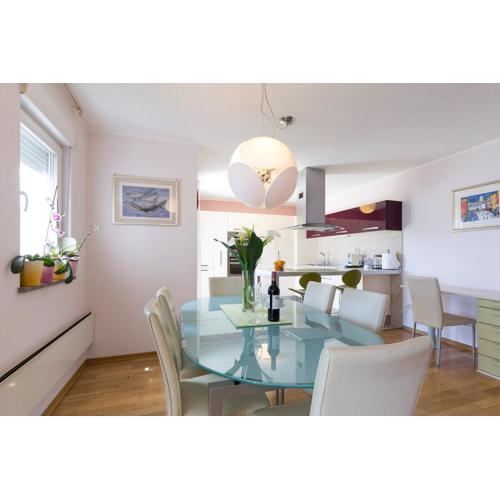 Apartman Sara s predivnim pogledom na more
