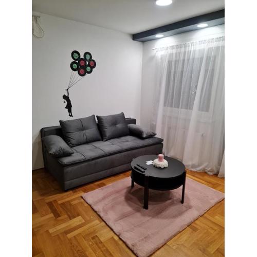 Apartman Vinyl - self chek-in